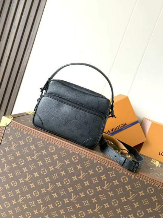 Picture of Louis Vuitton Handbags _SKUfw224789032fw